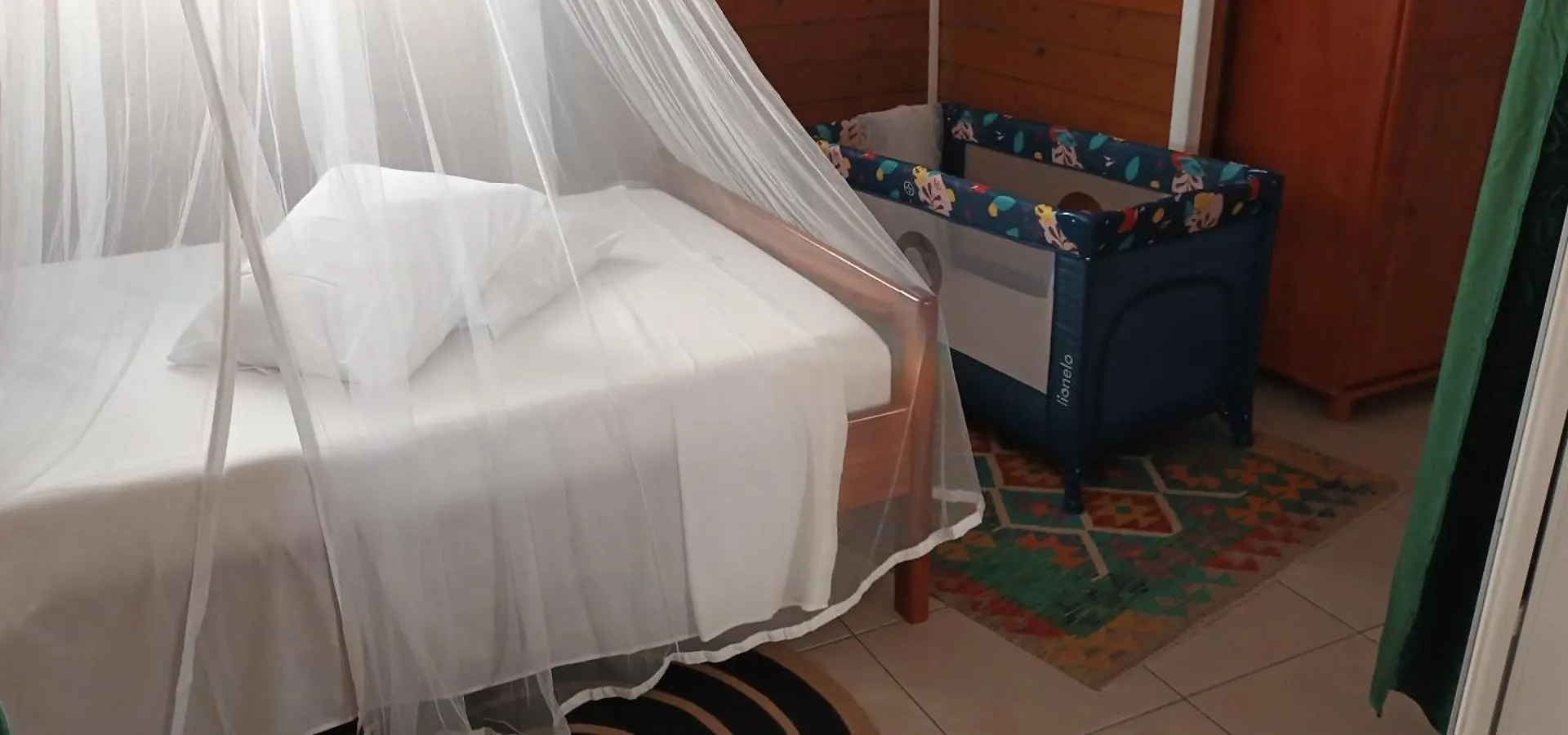 Issa Blue Appartement Vue Sur Mer Bouillante Διαμέρισμα